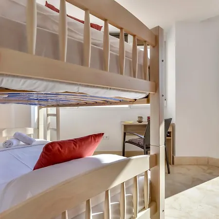 Guzman - Tramontana Apartman