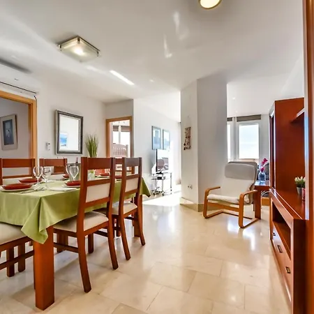 Guzman - Tramontana Apartamento