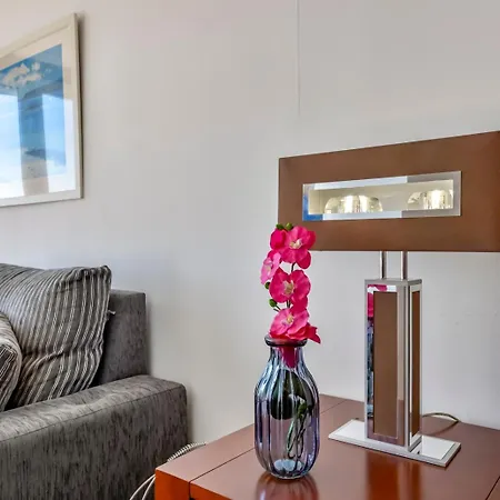 Guzman - Tramontana Apartament *